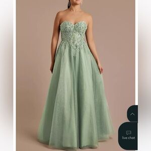 NWT size 2 JULES AND CLEO Glitter Tulle Ball Gown with Bodice Appliques